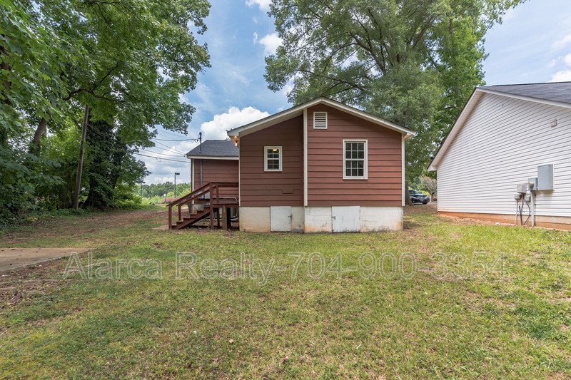 For Rent: 9333 Kendall Dr Charlotte NC 28214 property image