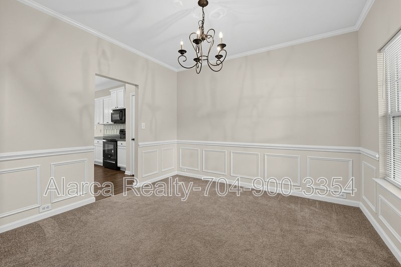 For Rent: 9926 Barrands Ln Charlotte NC 28278 property image