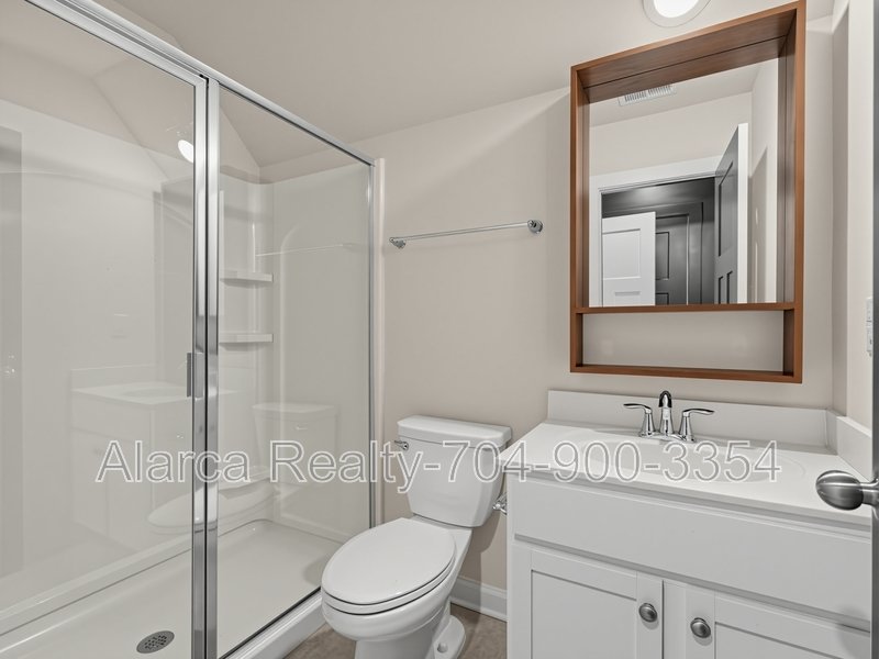 For Rent: 903 Claires Creek Ln Davidson NC 28036 property image