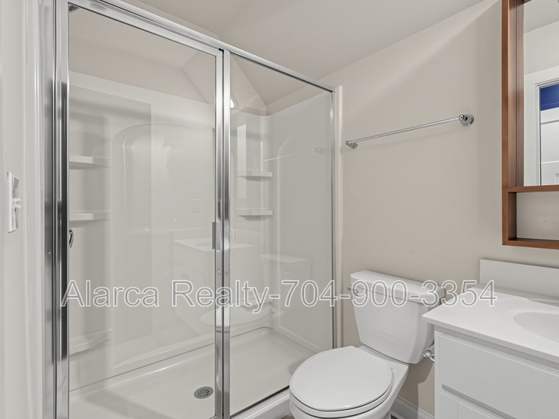 For Rent: 903 Claires Creek Ln Davidson NC 28036 property image