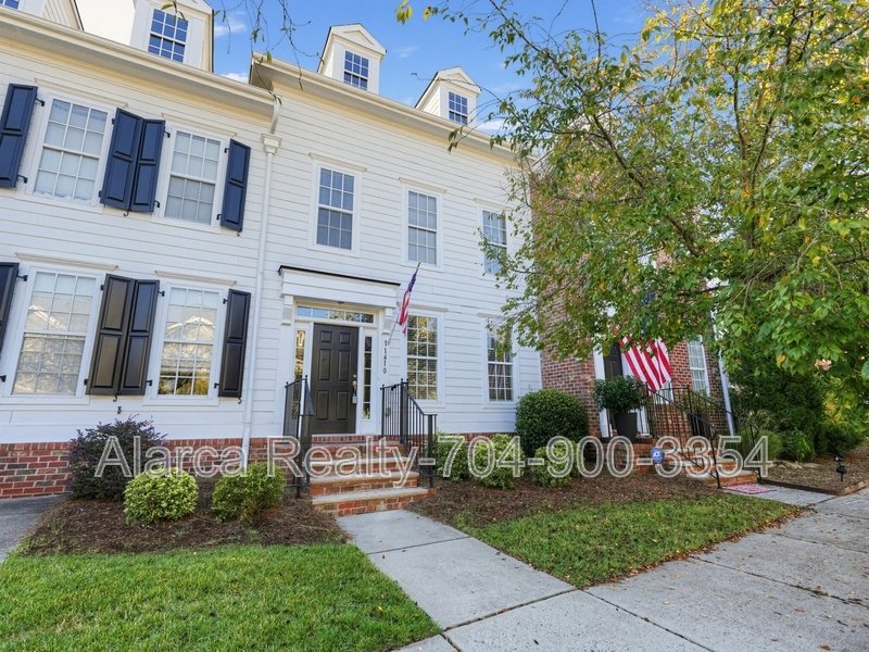 For Rent: 11410 Potters Row Cornelius, NC 28031 property image