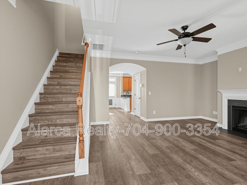 For Rent: 11410 Potters Row Cornelius, NC 28031 property image