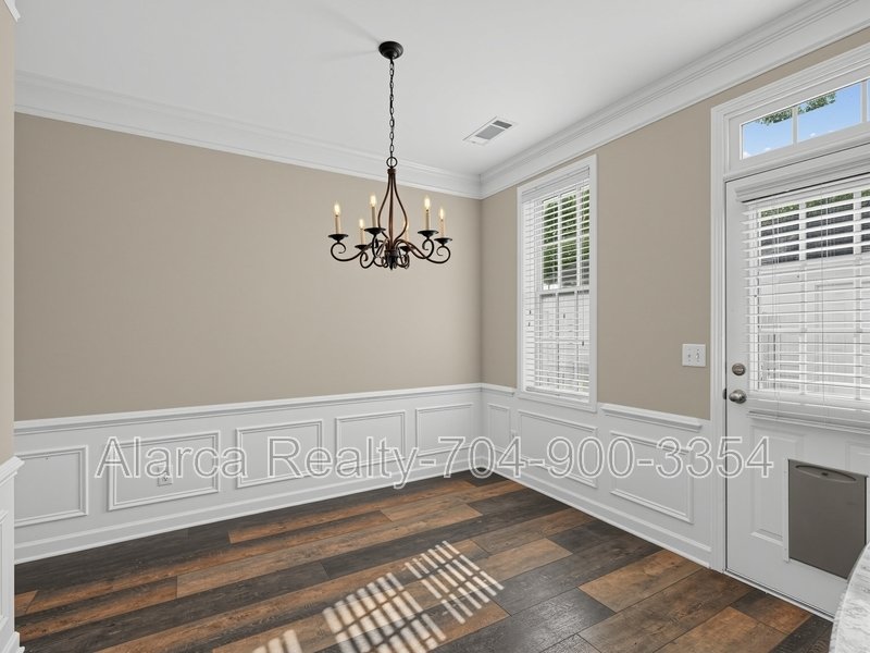 For Rent: 11410 Potters Row Cornelius, NC 28031 property image