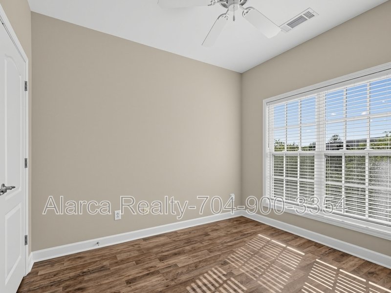 For Rent: 11410 Potters Row Cornelius, NC 28031 property image